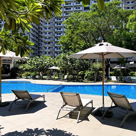 Stunning 2Br Apt, 65 Sq M Netflix At Rosewood Pointe Residences Near Bgc Manila Esterno foto