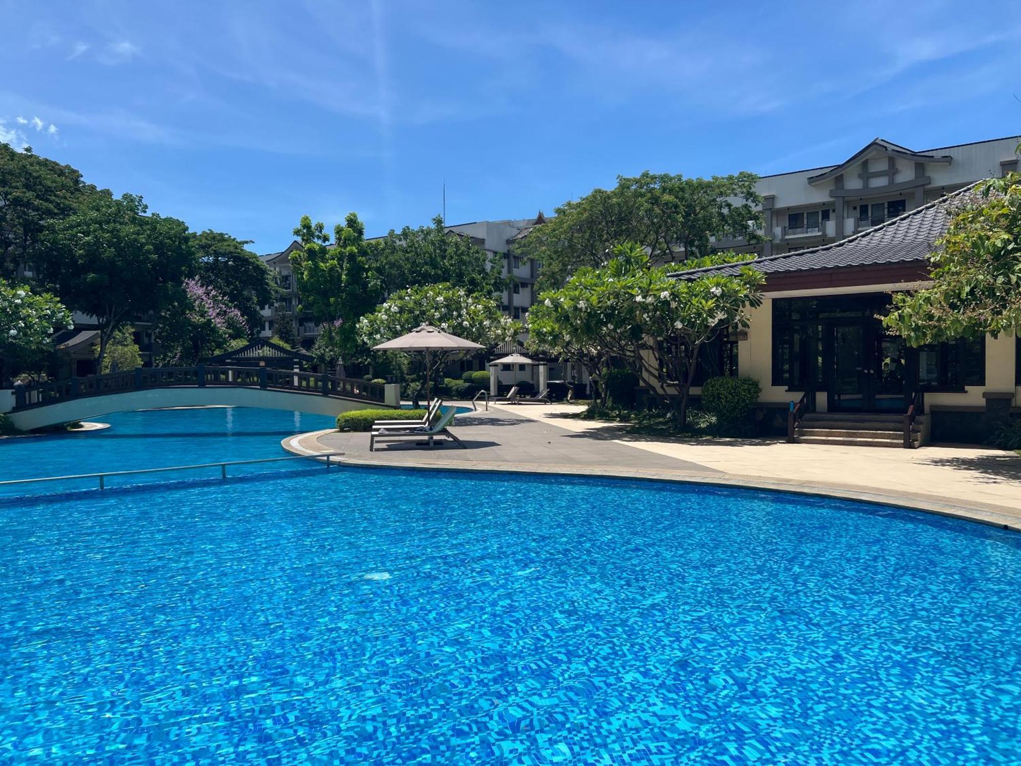 Stunning 2Br Apt, 65 Sq M Netflix At Rosewood Pointe Residences Near Bgc Manila Esterno foto